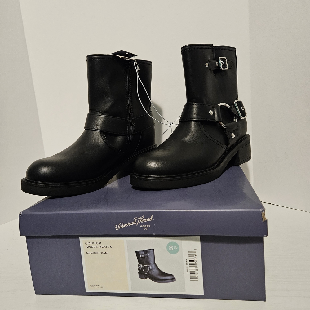 Universal Thread Black Connor Ankle Boots